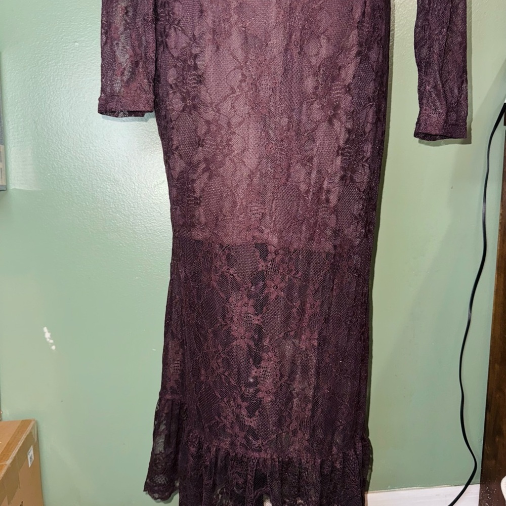 OYROSY beautiful dress with beautiful lace - Picture 11 of 13